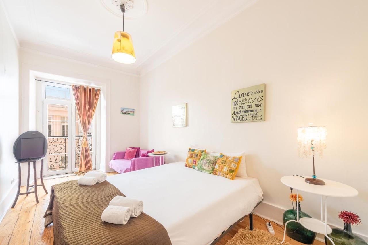 Happy At Chiado Hotel Lisbon Bagian luar foto